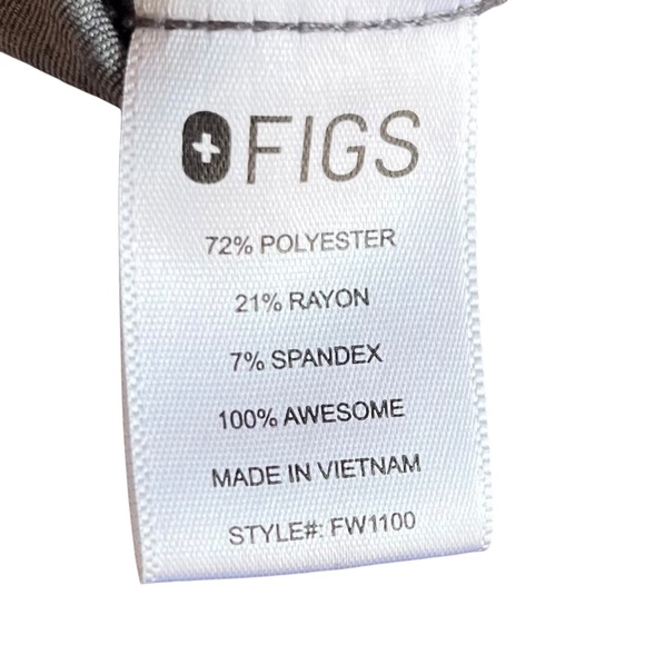 FIGS Grey V Neck Scrub Top Size M Technical Collection Casma - Picture 9 of 9